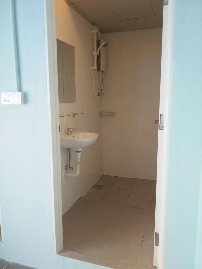 Langkawi Dormitorio Pantai Cenang  Exterior photo